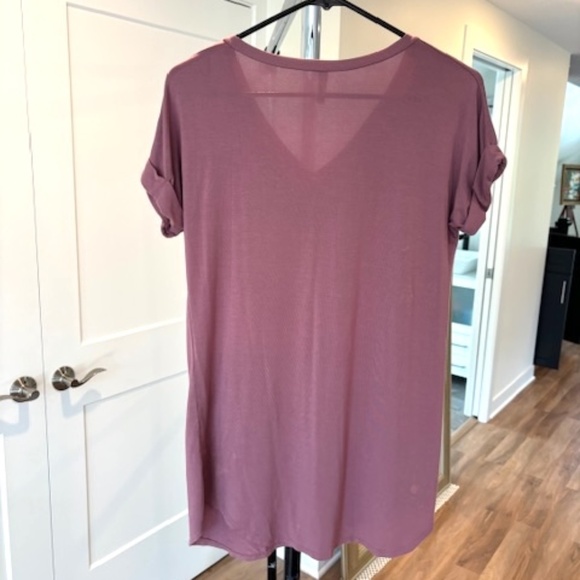 T-Shirt Dress in Mauve - Size Medium (EUC) - Super Soft! - Picture 4 of 6